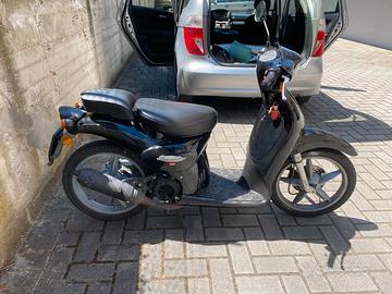 Scarabeo 50cc 2T