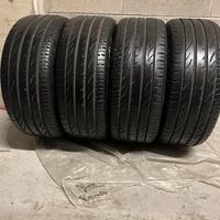 225 40 18 Pirelli estive 85%