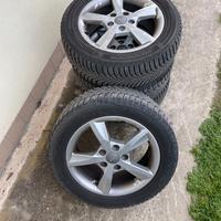 Cerchi 16” con gomme invernali Hankook/Dunlop