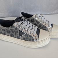 Sneakers Guess