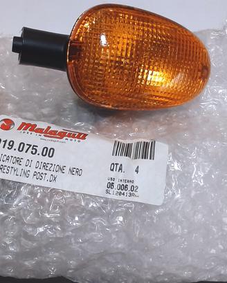 FRECCIA POSTERIORE DESTRA F12 RESTYLING 2001-2006 
