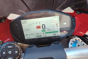 ducati monster 1200 s red del 2019 