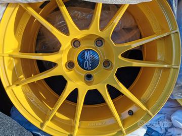 Cerchi OZ 18" + pneumatici invernali 245/40