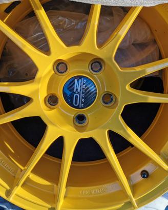 Cerchi OZ 18" + pneumatici invernali 245/40