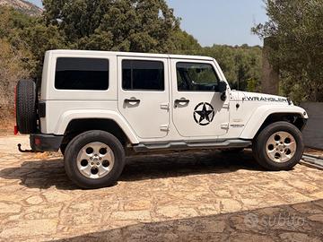 Jeep Wrangler unlimited Sahara  anno 2013