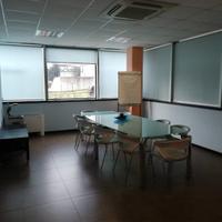 Ufficio arredato e ristrutturato
