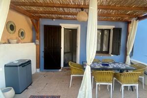 A soli 5 minuti dalla spiaggia della Marmorata