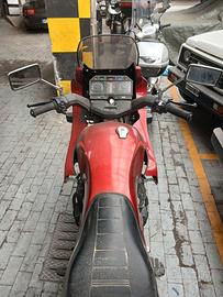 Xj 750