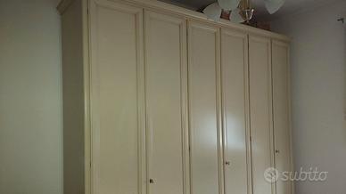 Grande Armadio 6 ante - mensole e appendi giacche