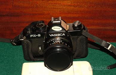 YASHICA FX-3   con custodia