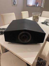 SONY-VPL XW 7000 ES-PROIETTORE LASER 4K NATIVO-
