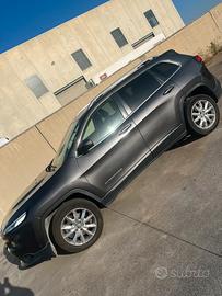 Jeep cherokee KL ultima serie