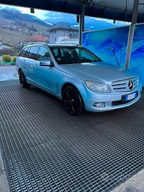 Mercedes-bez 2009 c350 avg