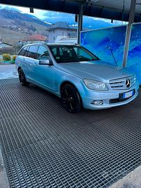 Mercedes-bez 2009 c350 avg