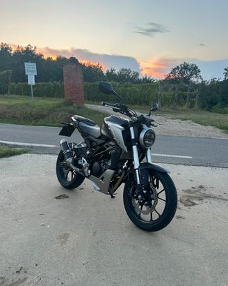 CB 125 r