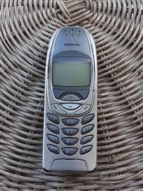 Telefono cellulare vintage Nokia 6310