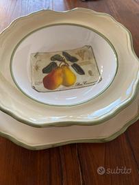 Set completo di piatti piani e fondi