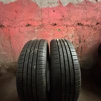 2 gomme KUMHO 215/60/r16 95V