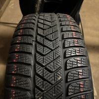 225/45/R19 Pirelli Sottozero 3