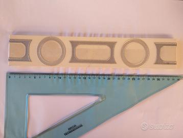 Mattonelle bianche con motivo celeste