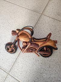 moto in legno