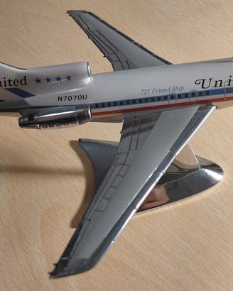 HERPA 551601 United Boeing 727-100 Friend Ship
