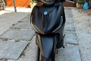 Piaggio Beverly 400 - 2024