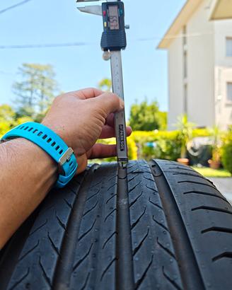 gomme come muove 255 50 19  Continental EcoContact