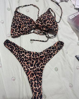 Costume