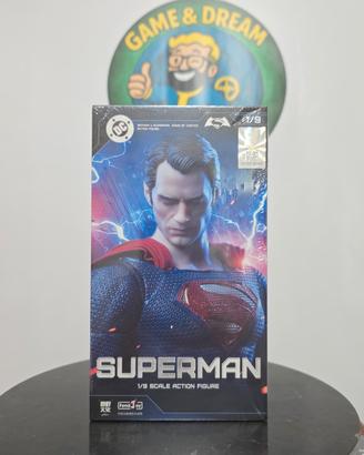 Superman Cavill DC Comics
DC Comics Action Figure 