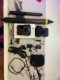 Dji Osmo 360 completa di accessori per moto