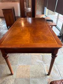 Tavolo in legno massell