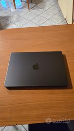 MacBook Pro 14" M5, 16GB RAM, 1TB SSD | Nuovo + A