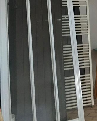 Porta Doccia Scorrevole con Piatto Doccia
