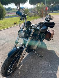 Harley Davidson 883 Superlow