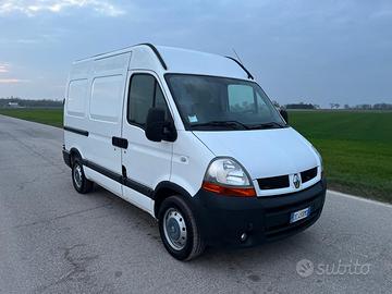 Renault Master 2.5 Diesel