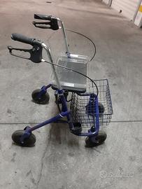 Carrello deambulatore per anziani e disabili