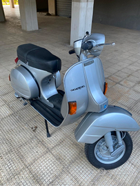 Vespa P150X