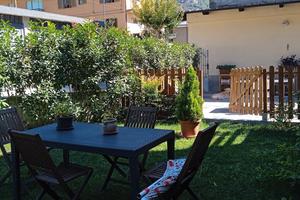 appartamento indipendente con giardino