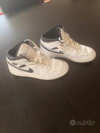 Scarpe jordan numero 38