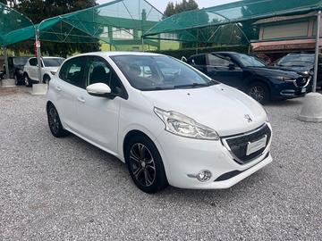 Peugeot 208 PureTech 82 5 porte Allure NEOPATENTAT
