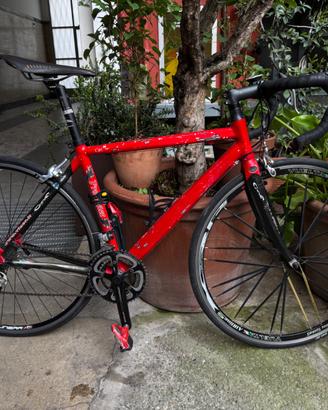 Bici da corsa con telaio in alluminio S/M e carbon