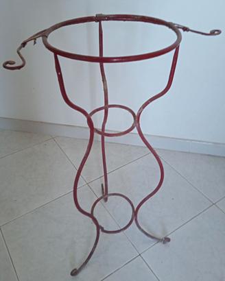 Treppiedi lavamani in ferro - antichi originali