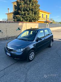 mazda2 anno 2007  benzina 1.2 mofore ford !!