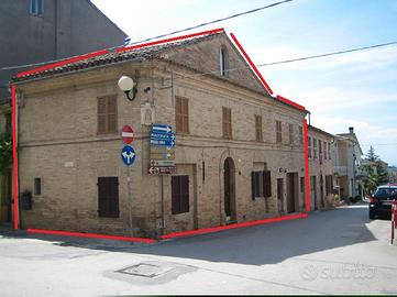 Casa singola centro storico + garage e cantina