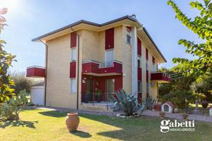 Villa o villino Misano Adriatico [MV021VRG]
