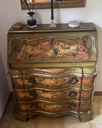 Secretaire / Ribalta Stile veneziano barocco .