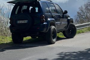 Jeep cherokee kj