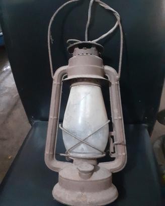 lampada a cherosene