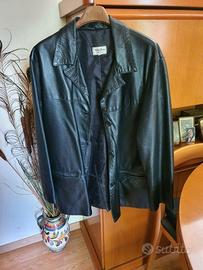 SPLENDIDA GIACCA NERA IN VERA PELLE ..DONNA..TG.48